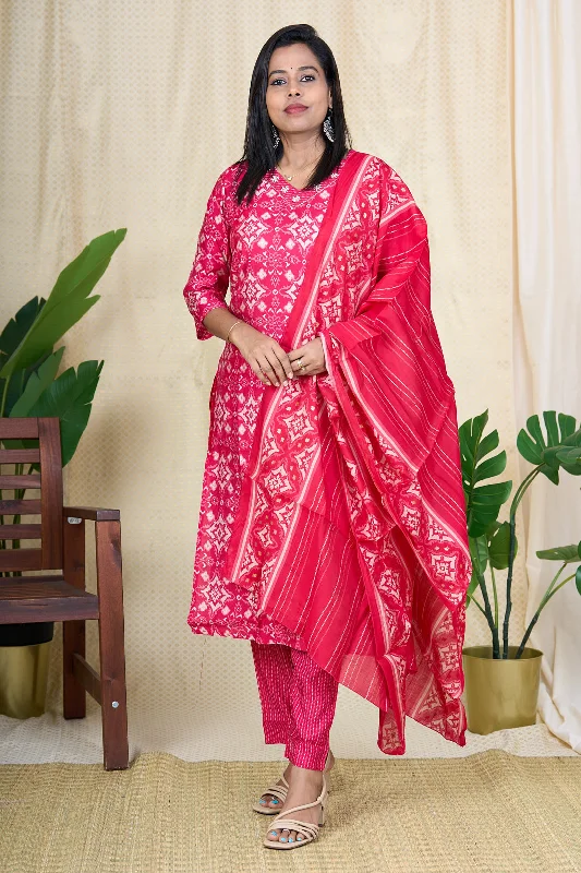 Hand-Embroidered V Neck Muslin Silk Kurta Set with Dupatta