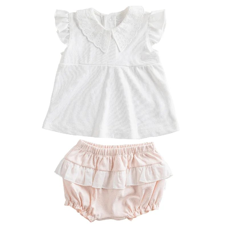 White Duck Ruffle Summer Outfit